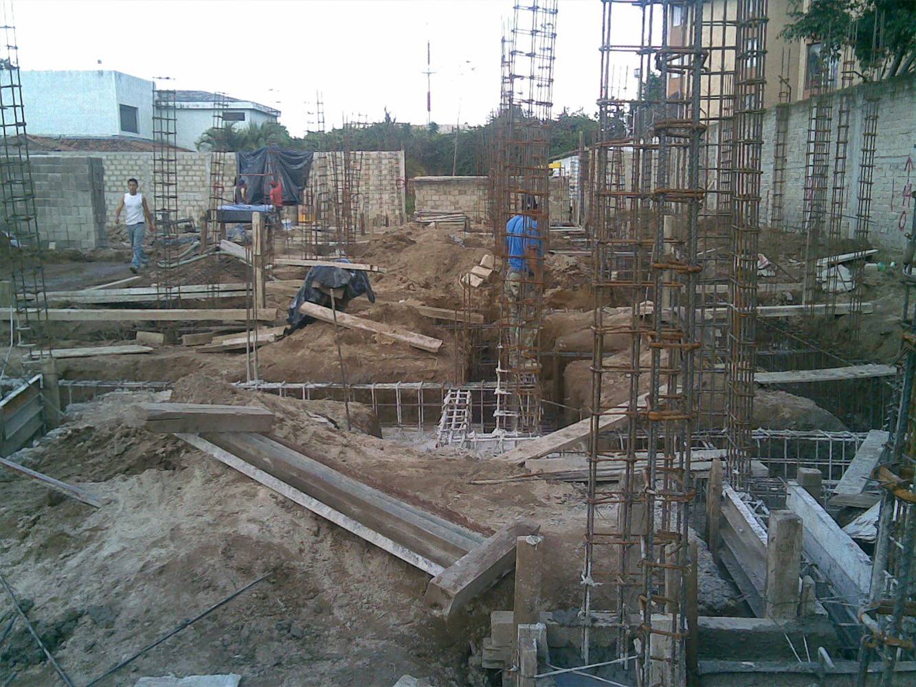 Construcción de Condominio Horizontal, Huentitan el Alto.