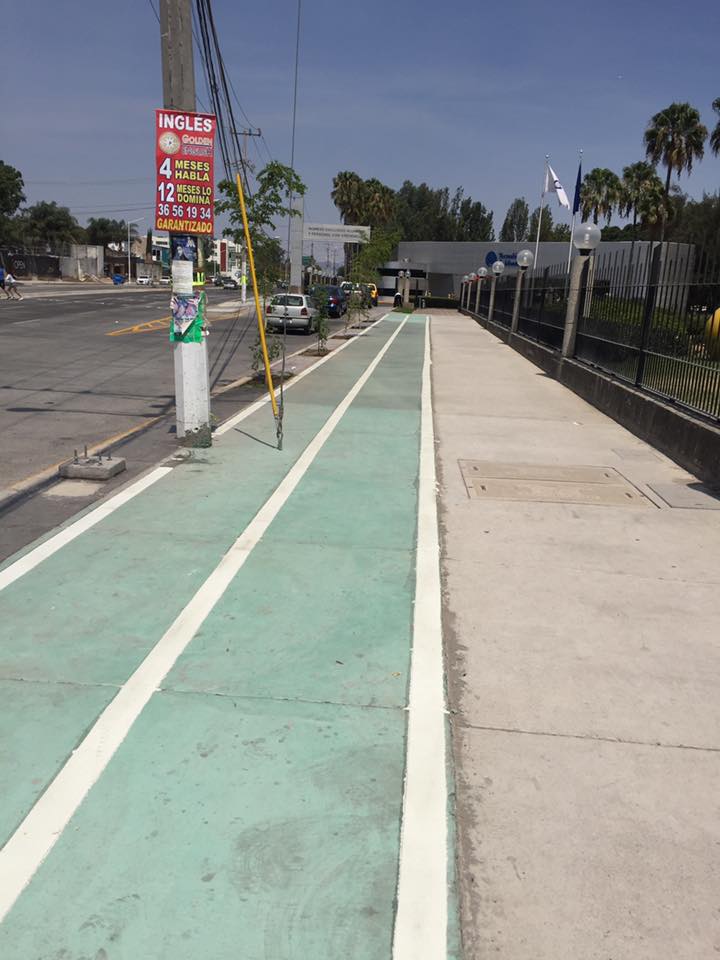 Pavimentación de la Av. Ramón Corona
